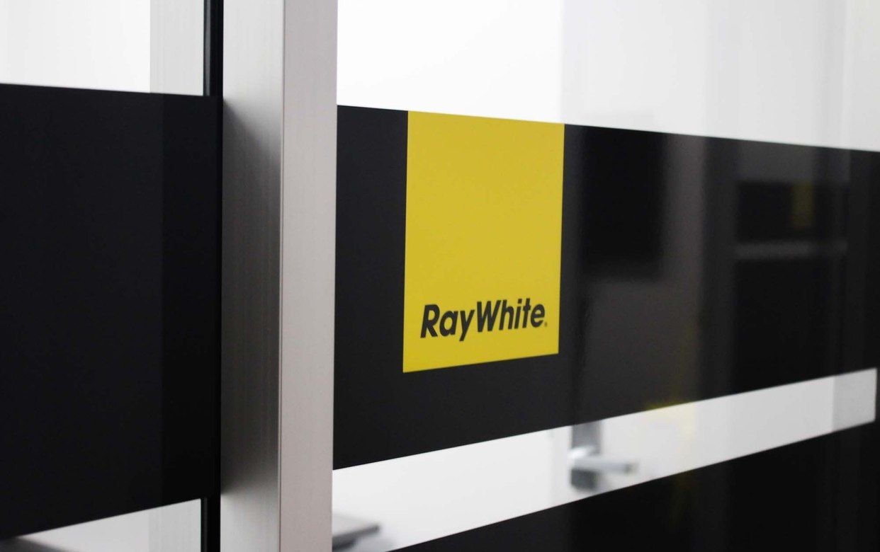 Ray White Universal