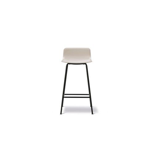 Pato 4315 4-leg Counter Stool by Fredericia
