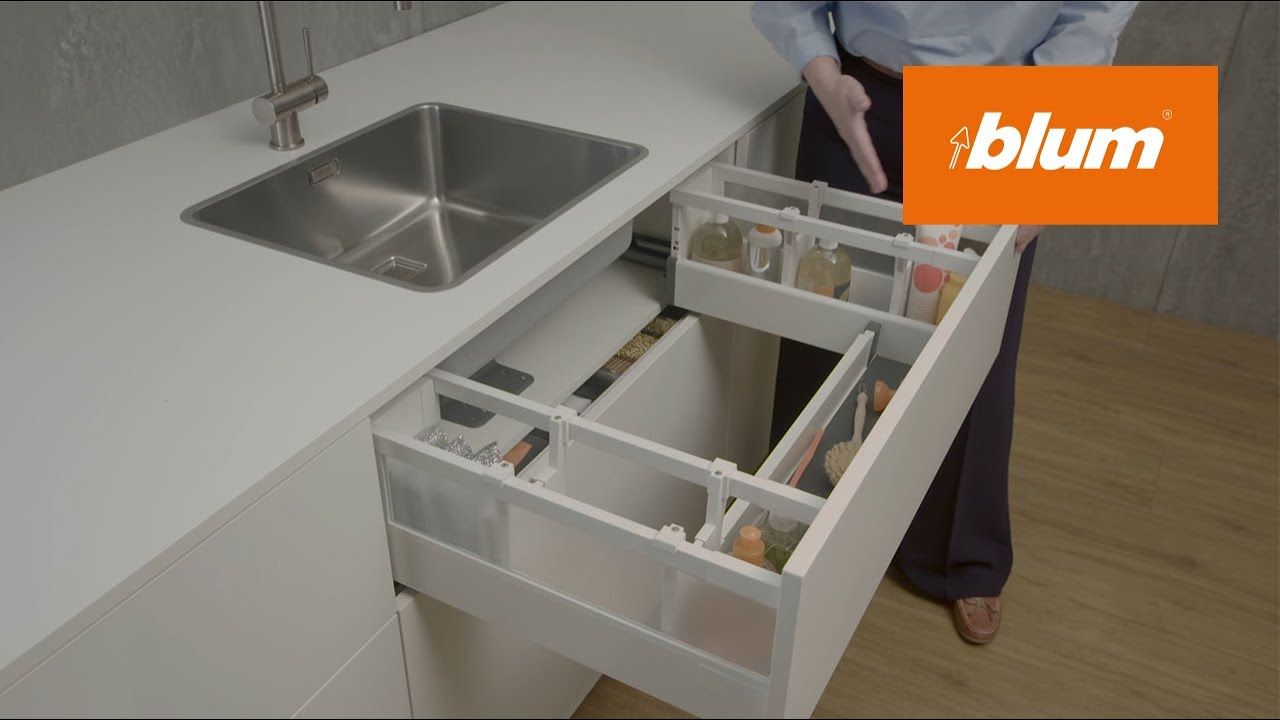 More space and organisation in the sink cabinet | Blum Inspirations