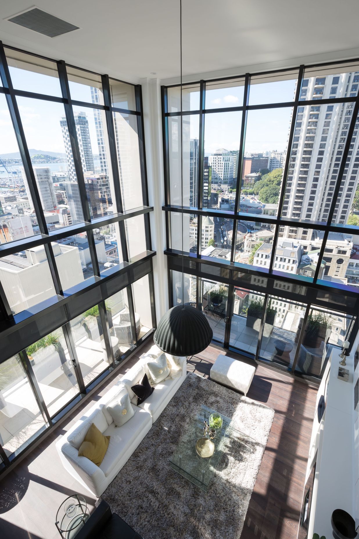 Penthouse Apartment at Citylife Apartments in Auckland