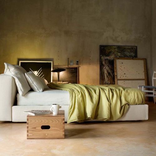 Moov Bed by Cassina