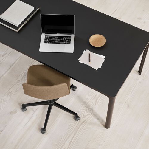 Mesa Table 160 by Fredericia