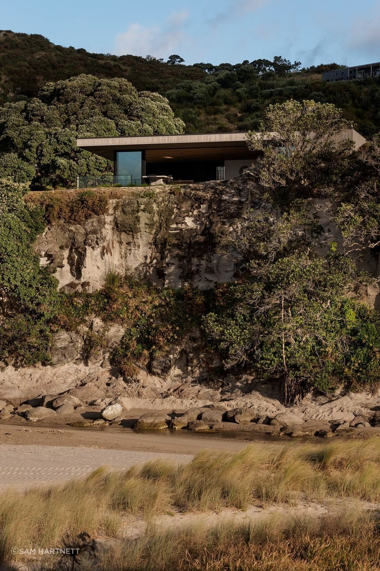 Clifftop-House-5-v2.jpg
