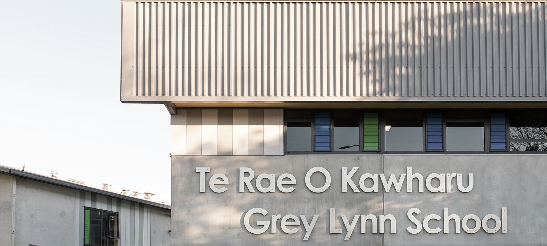 Te Rae O Kawharu - Grey Lynn School banner