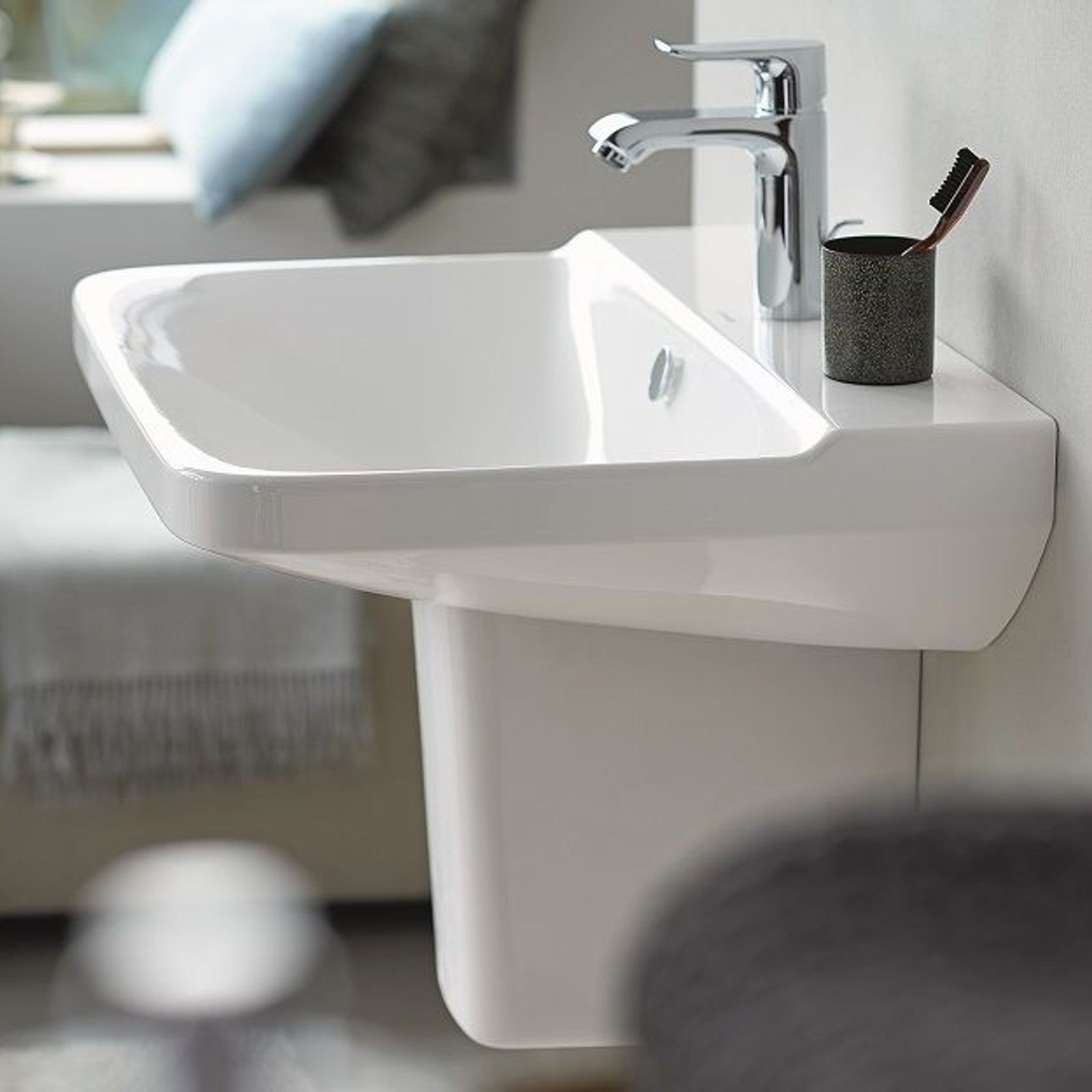 P3 Comforts Basin by Duravit gallery detail image