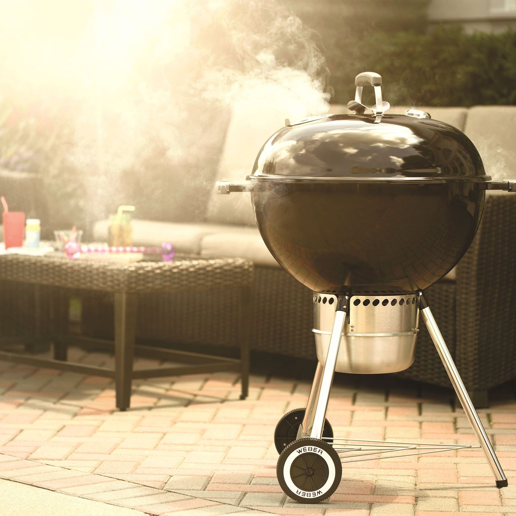 Original Premium Kettle Charcoal BBQ by Weber gallery detail image