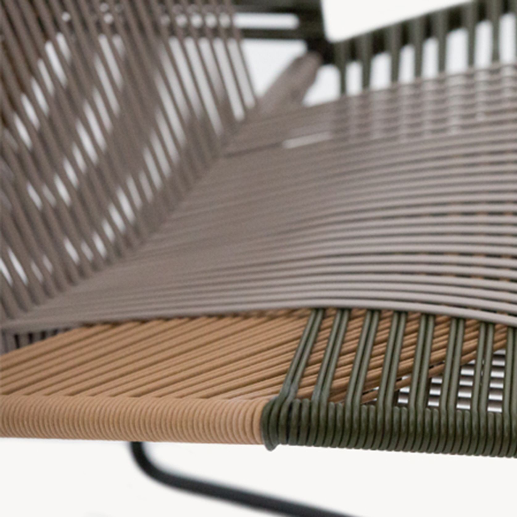 Tropicalia Chaise Lounge by Moroso gallery detail image