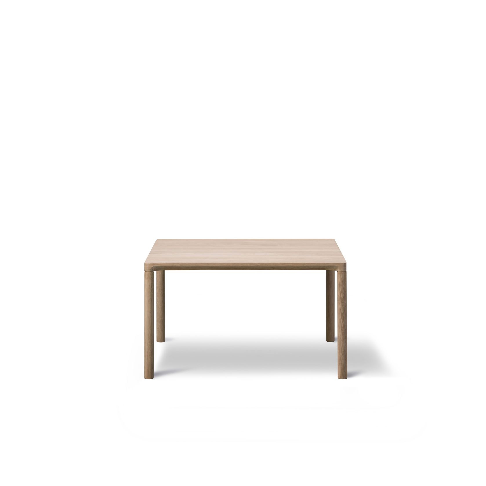 Piloti Side Table - Model 6725 by Fredericia gallery detail image