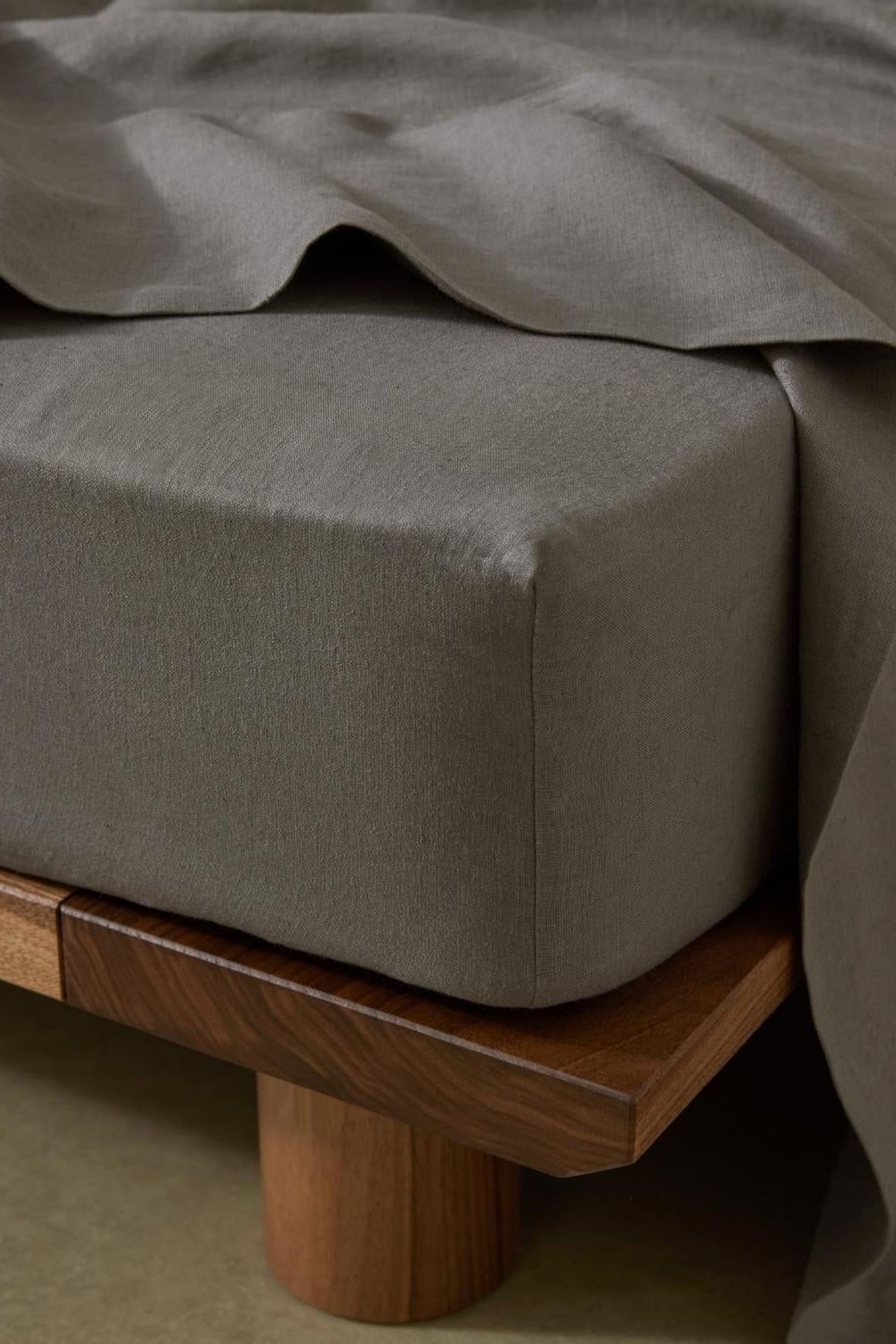 Ravello Linen Fitted Sheet - Charcoal | Weave Home Bed Linen