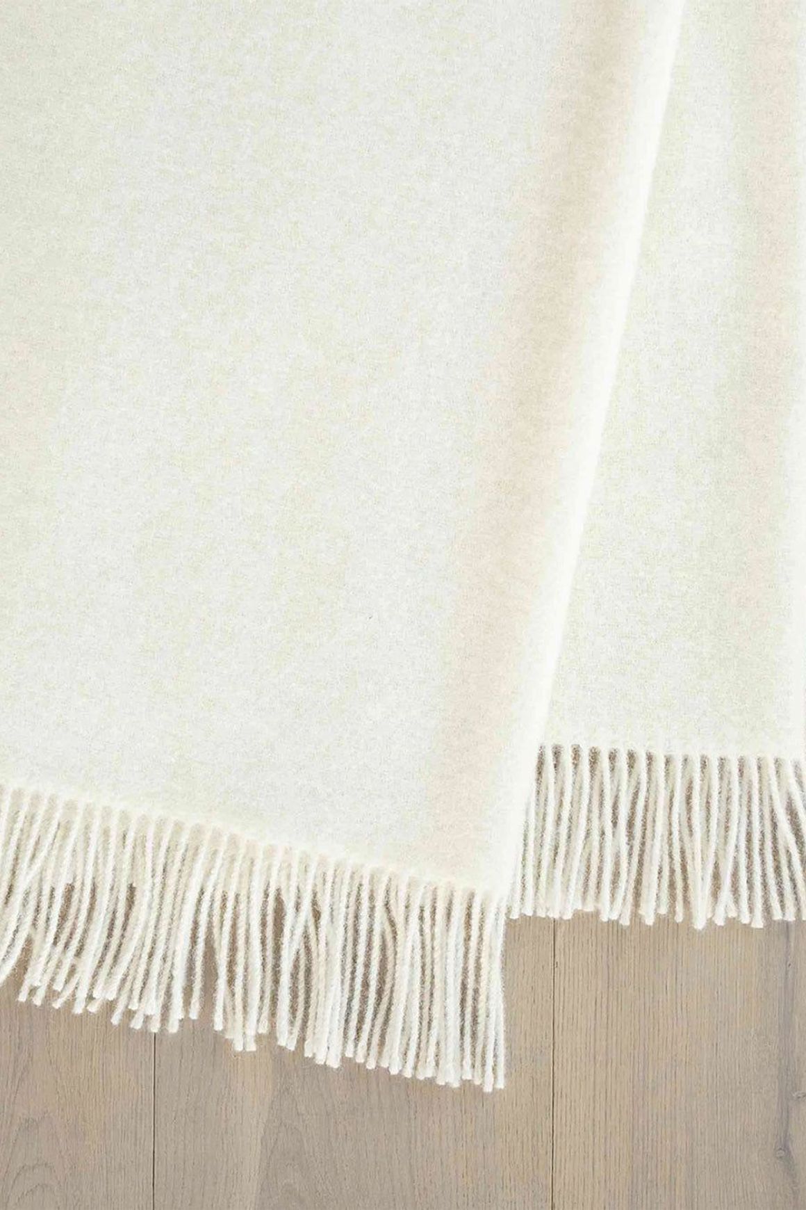 Weave Home Nevis Throw Blanket - Snow | NZ Lambswool