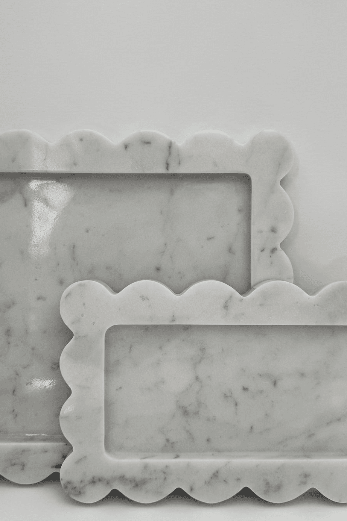 Scalloped Edge Tray - Carrara Marble