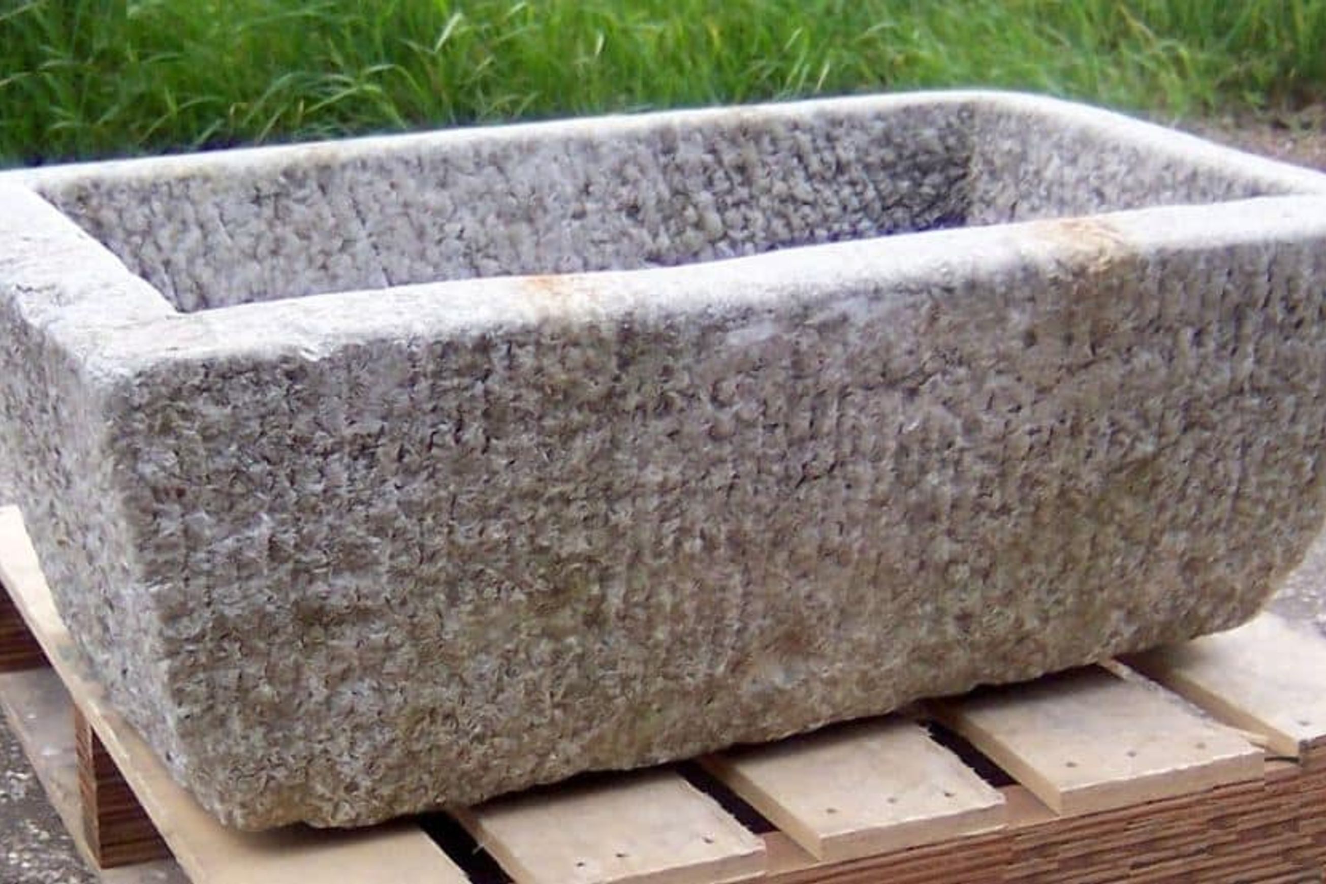 Caracalla Marble Planter