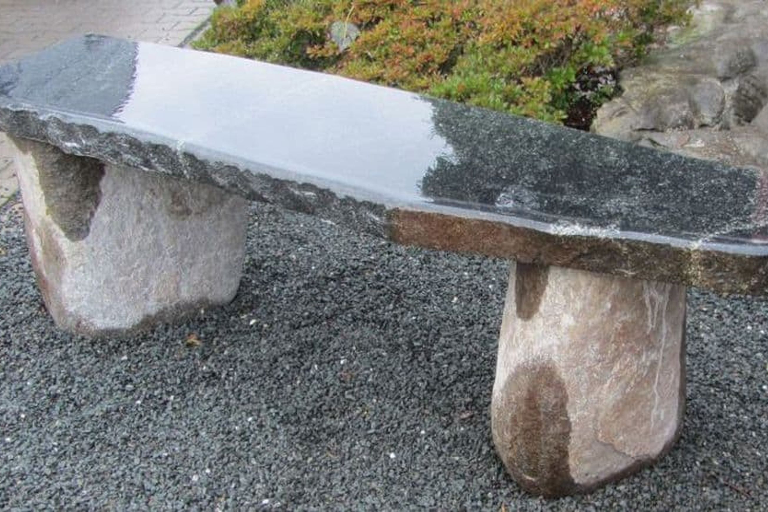 Facette Bench
