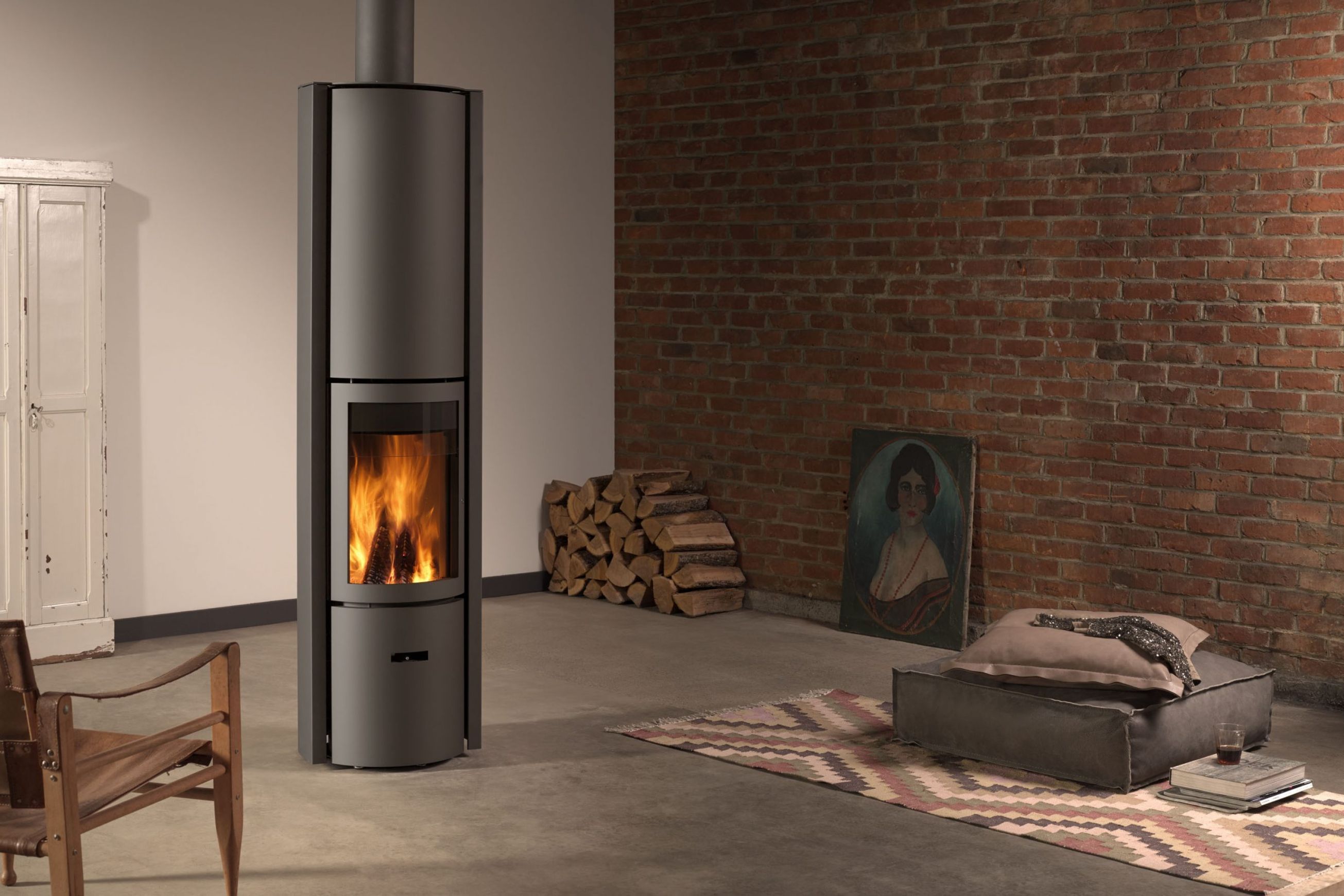 Stuv 30 Compact High Freestanding Wood Fireplace