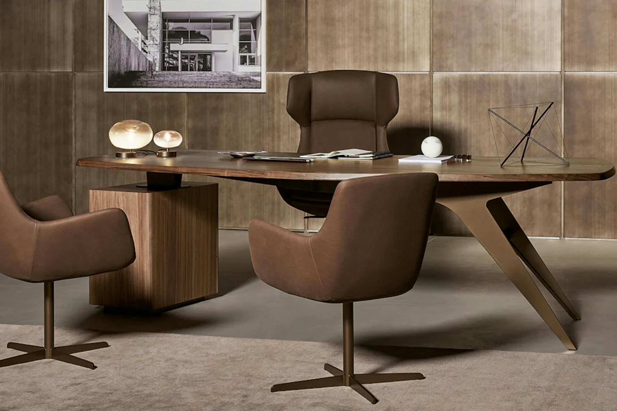 Diver Executive Desk