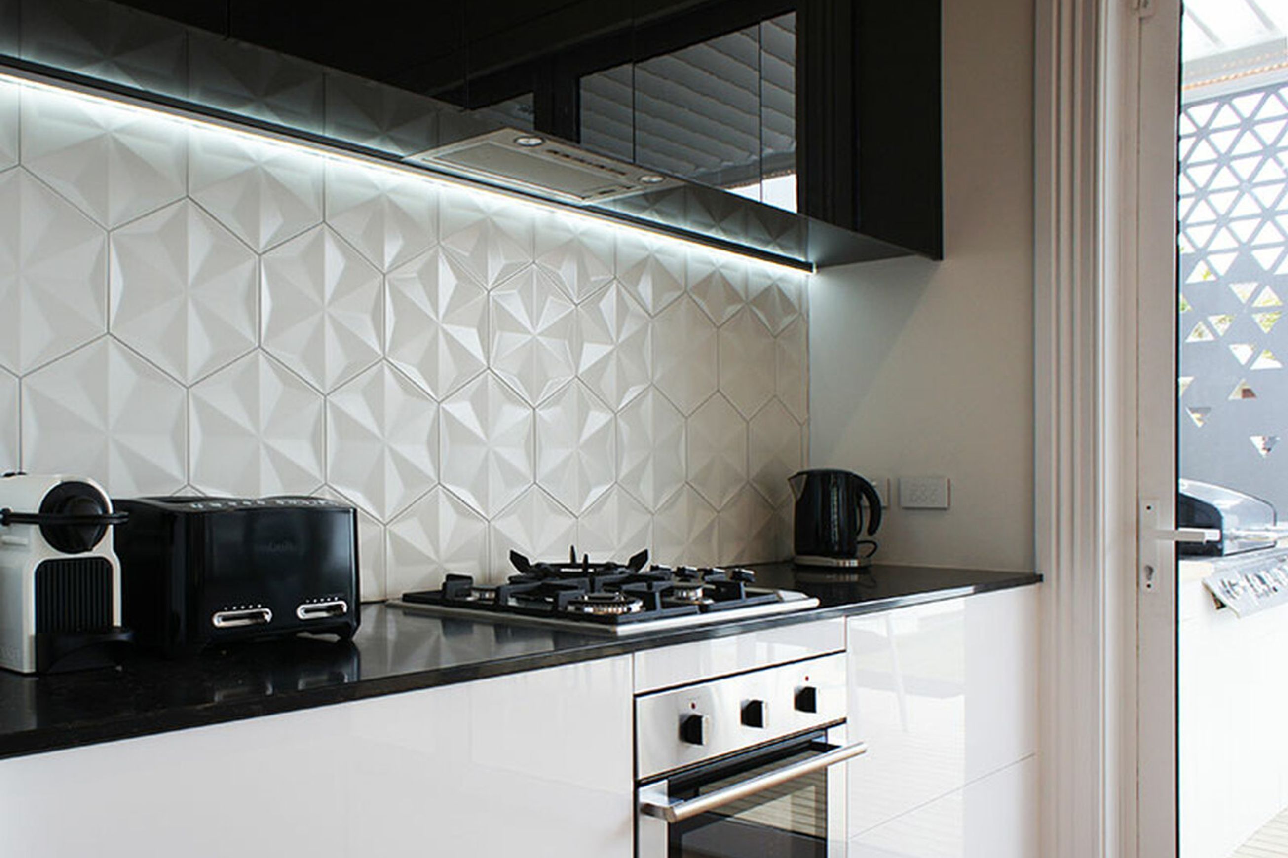 White Frozen Crystal Ceramic Wall Tile