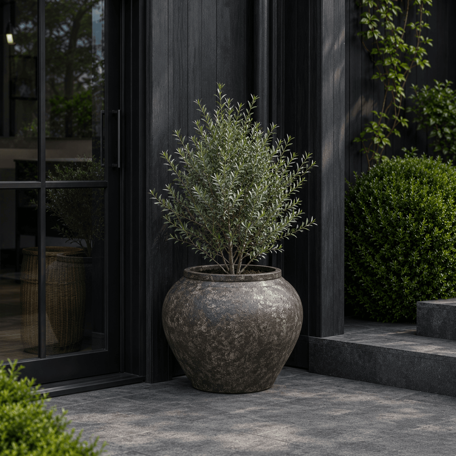 Poise Planter