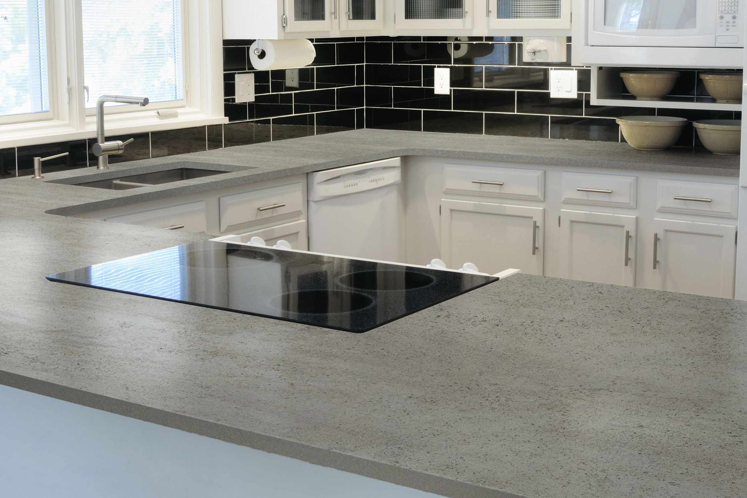 Dekton Keon,