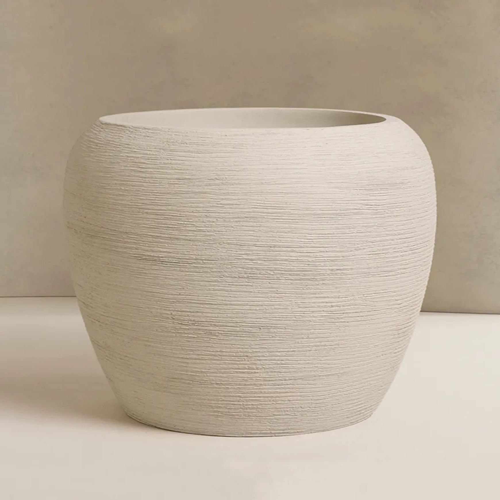 Stone White Asparagus Calix 3328 Pot