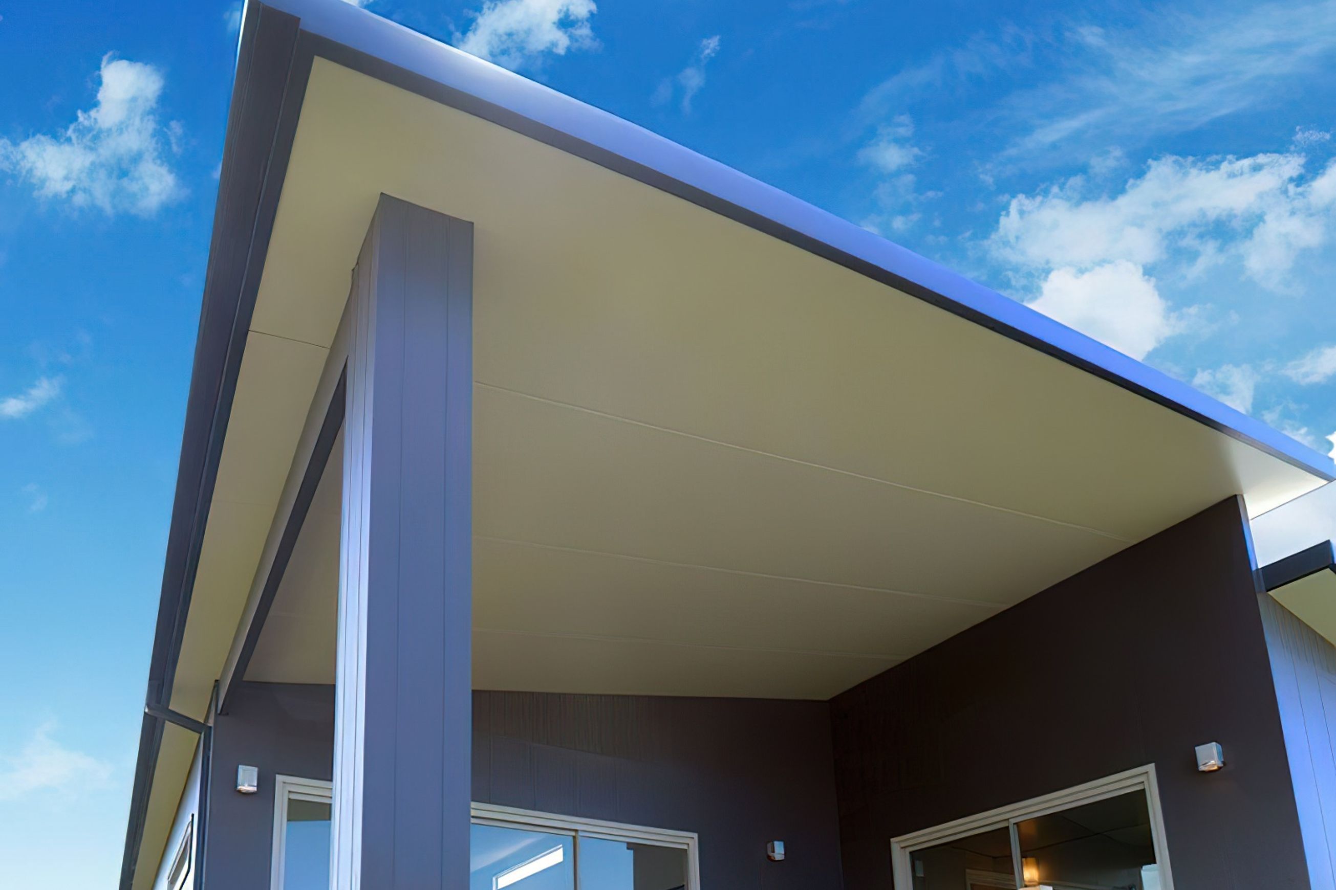 Insulroof® | Insulated Roof Panels