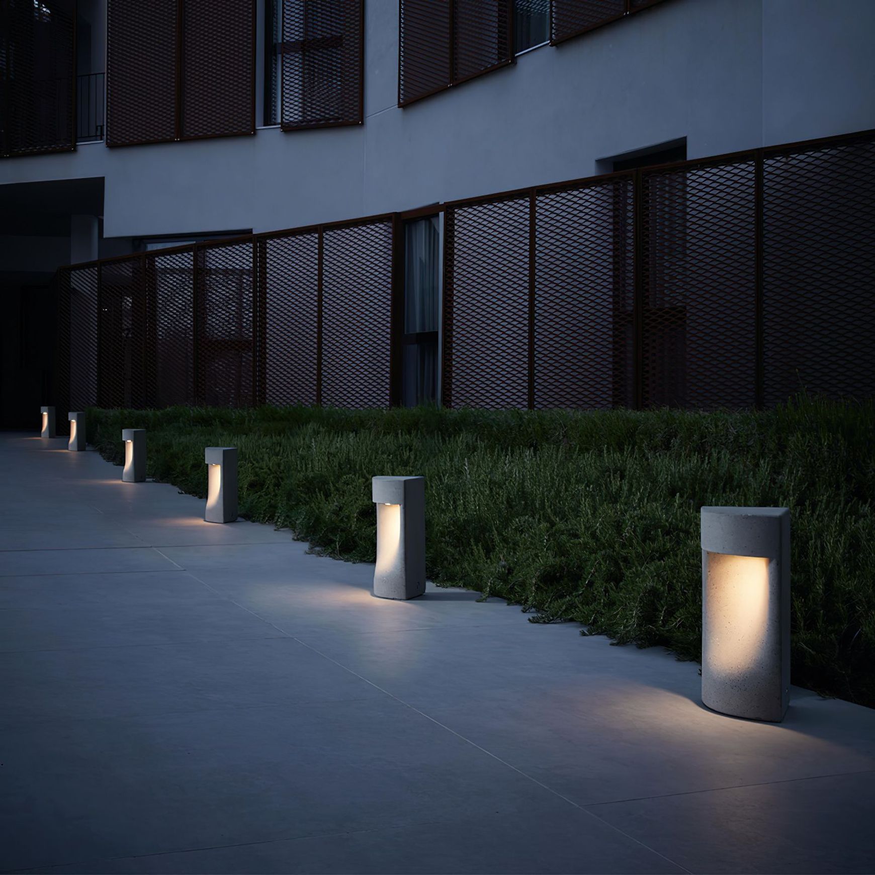 Moai B35 Outdoor Bollard