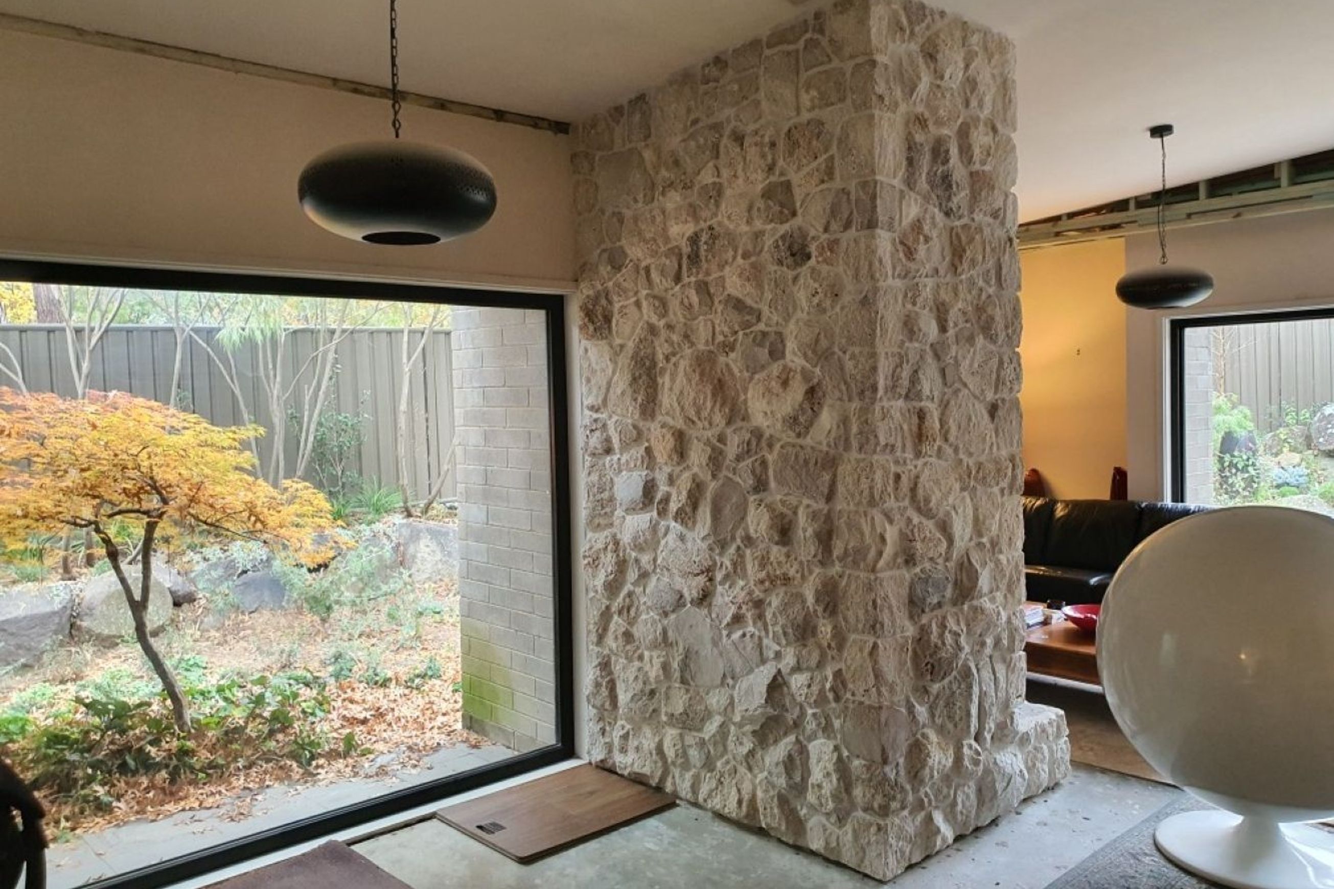 Jamieson Travertine Walling