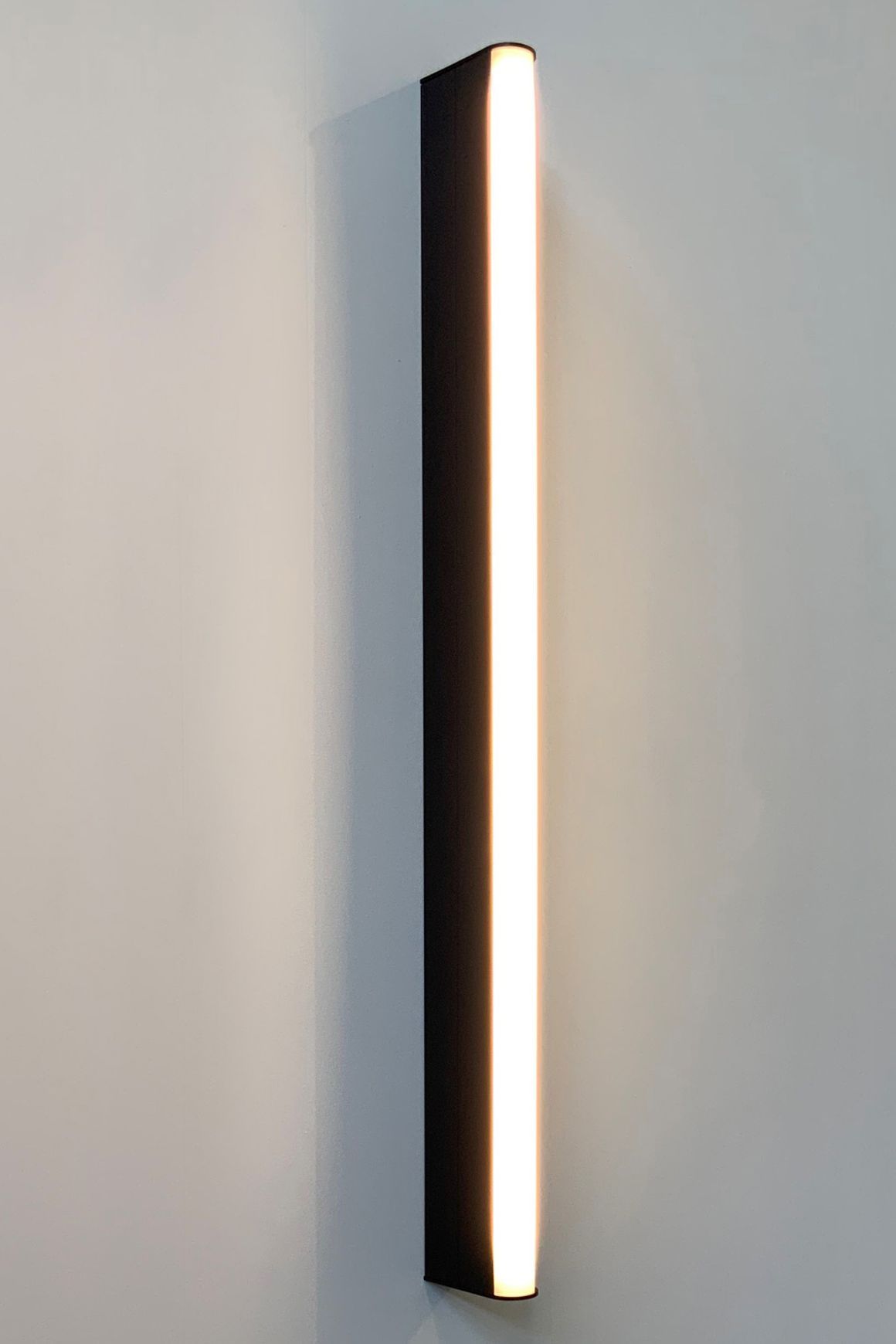 Blade Wall Light