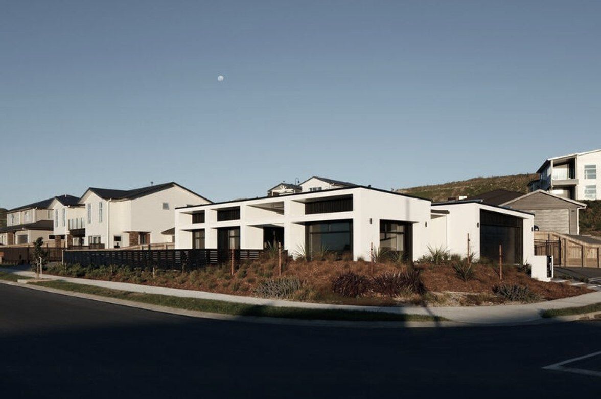Shannon's Residence, Aotea, Wellington