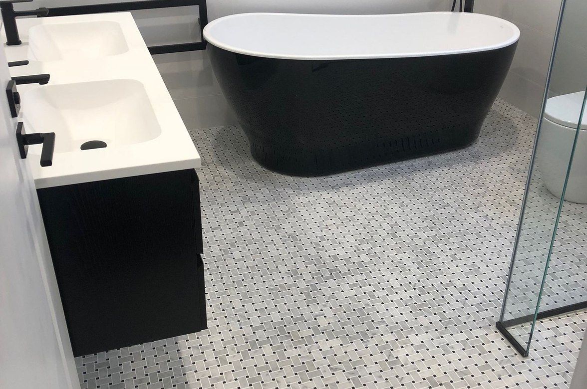 Carrara Tiled Bathroom