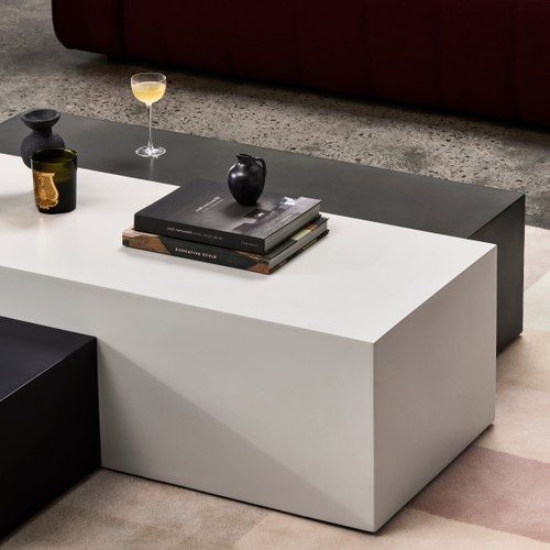 Blinde™ Bloc L2 Concrete Coffee Table