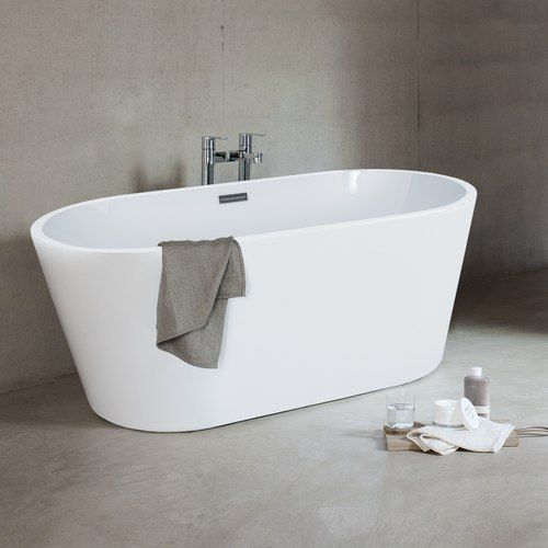 Relax 1500 Acrylic Bath