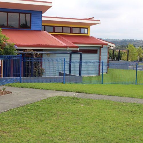Folded Top - Tubular School Fence