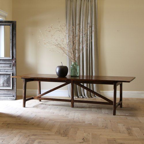 Orangery Dining Table | Brown