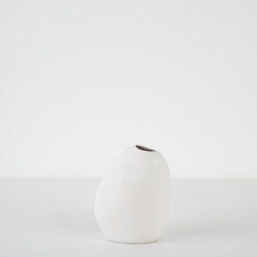 Great Harmie Vase -White