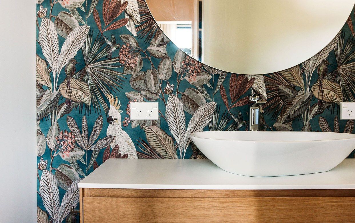 Wallpaper and Tiled Bathroom Design