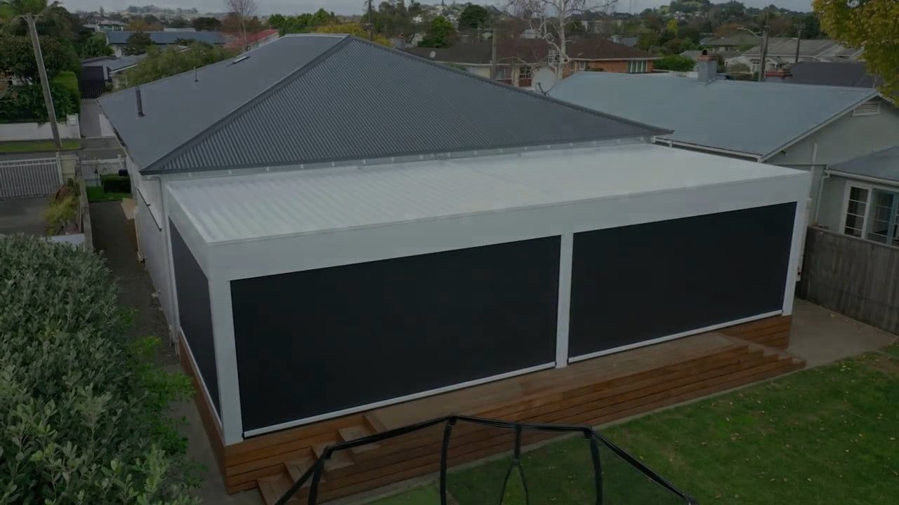 Louvretec Outdoor Room