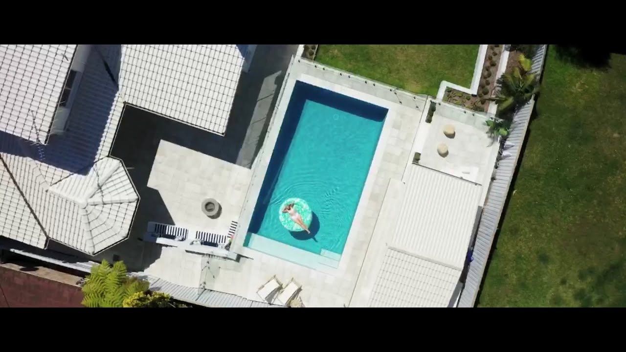 Santorini Oasis