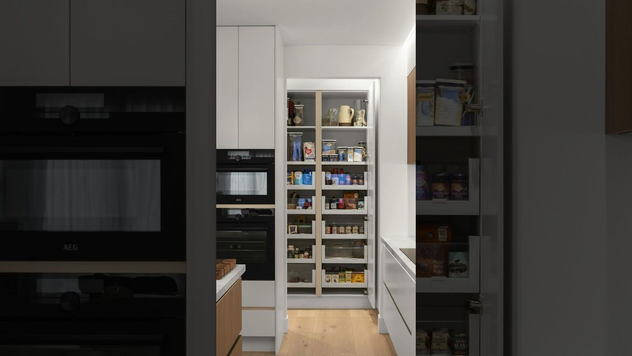 Albert Park Walk In Pantry