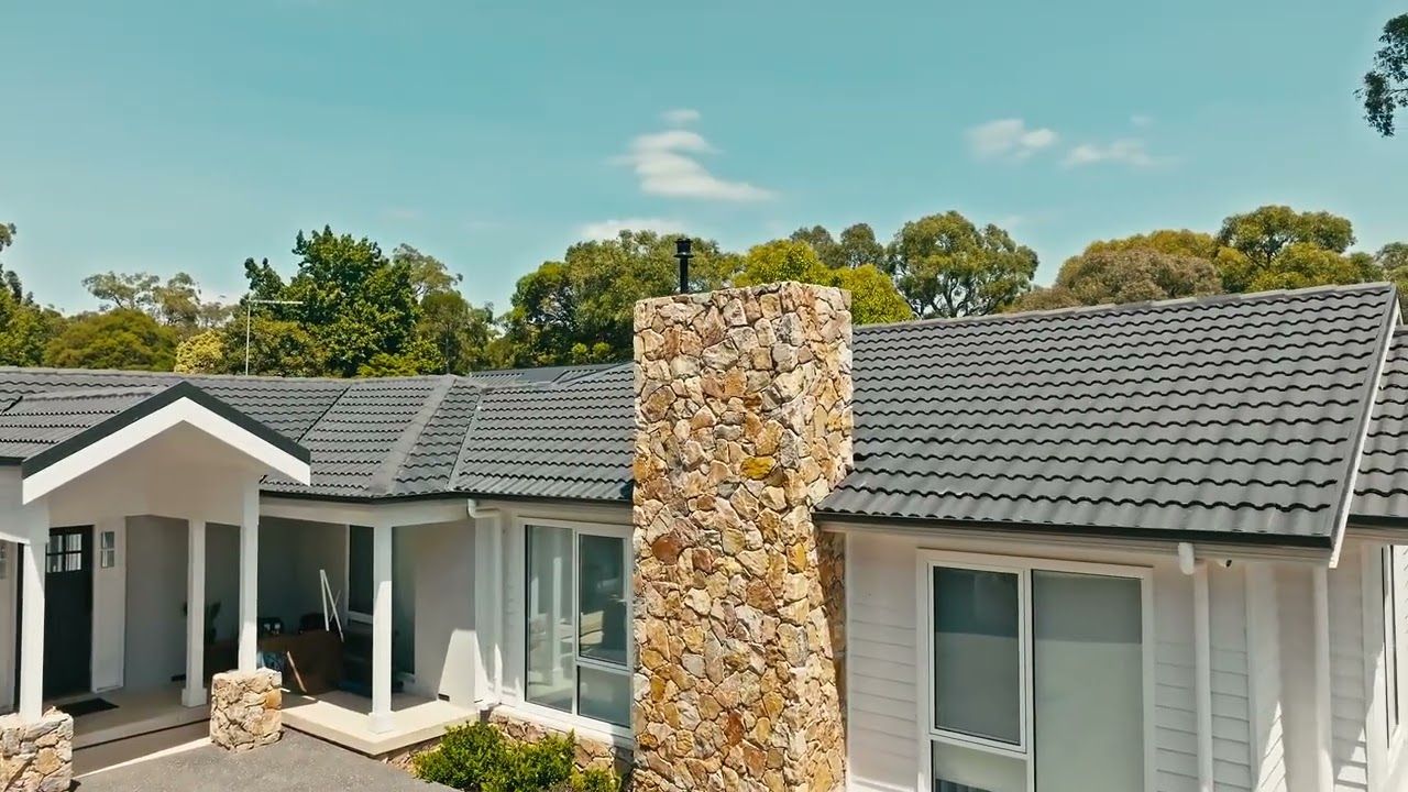 Uluru Wall cladding - Upper Beaconsfield Exterior Reveal 