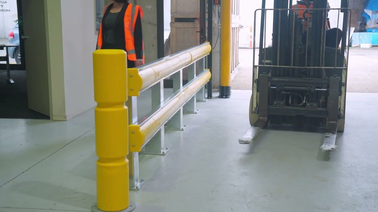 AUTO MOSSA D-LINE™ Energy Absorbing Barrier