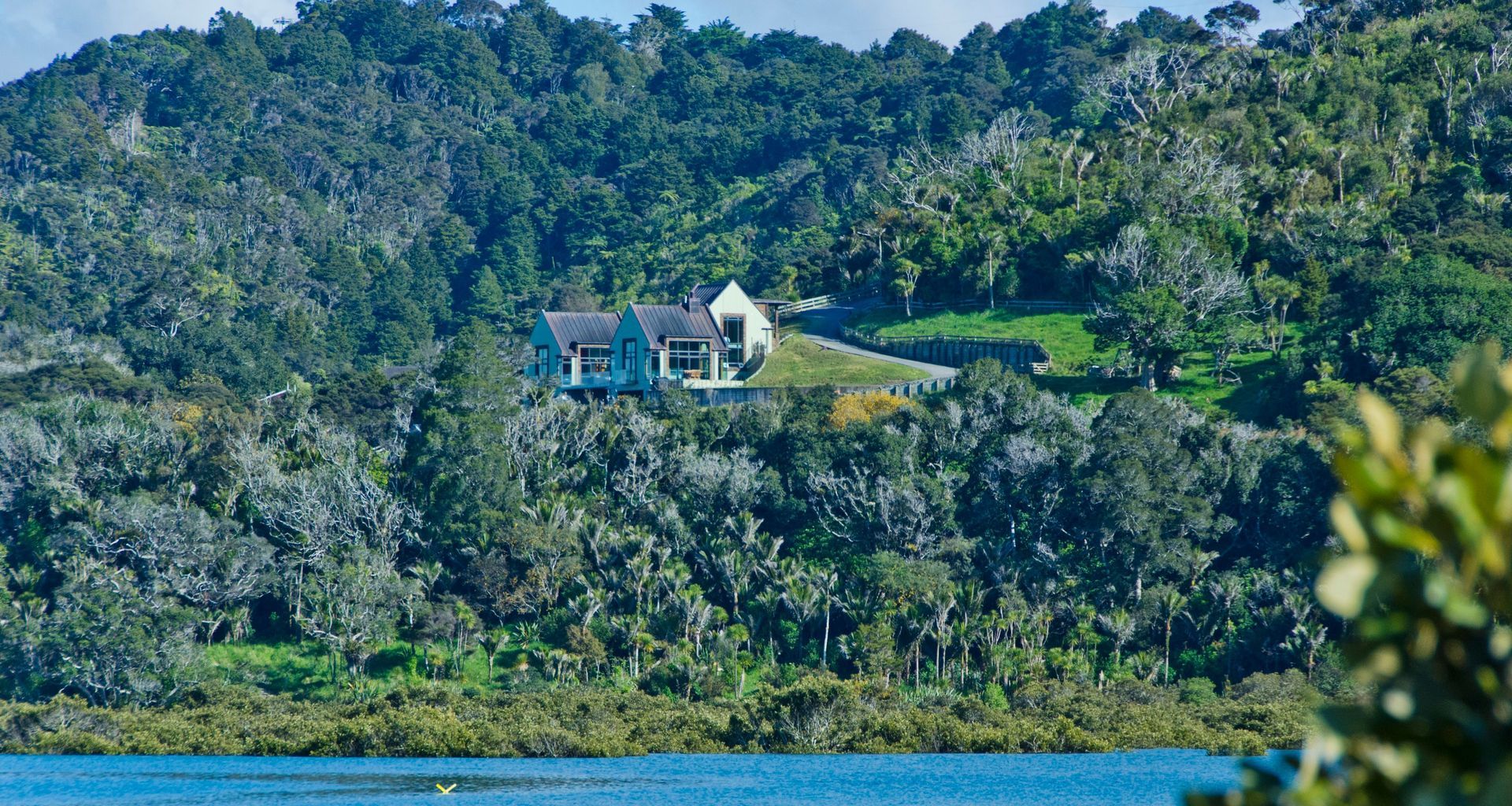 Waiwera Valley Lifestyle House banner