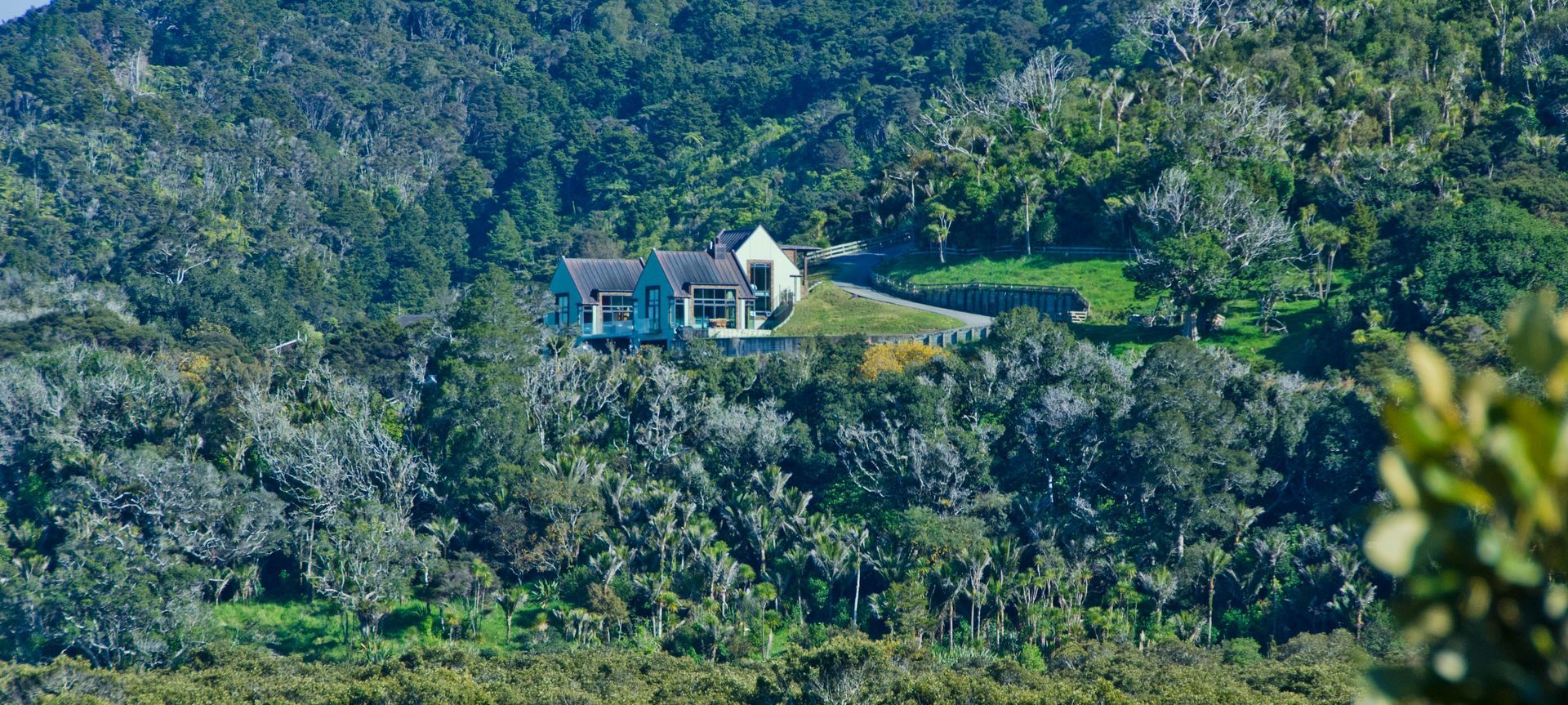 Waiwera Valley Lifestyle House banner