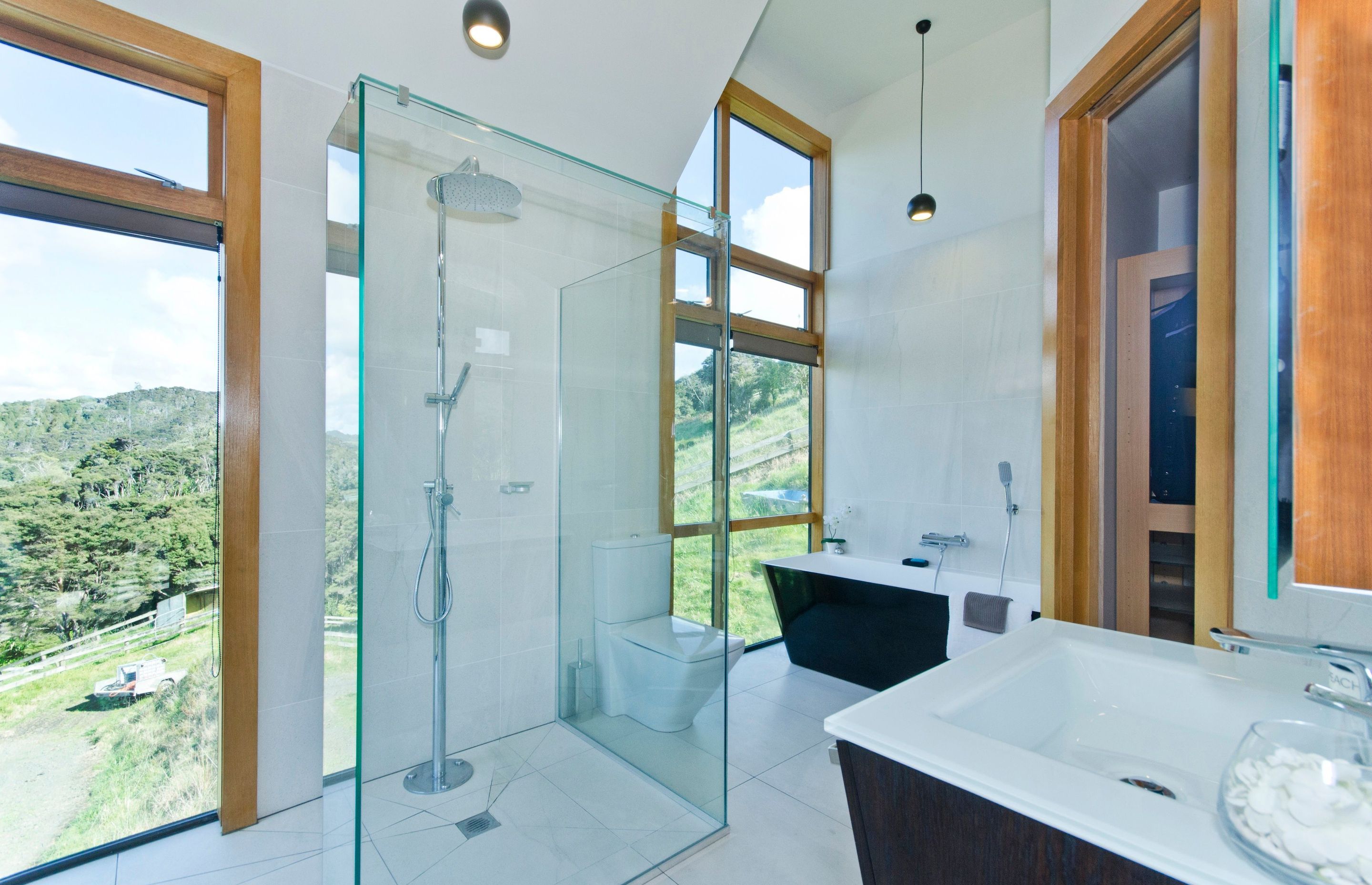 Waiwera Valley Lifestyle House