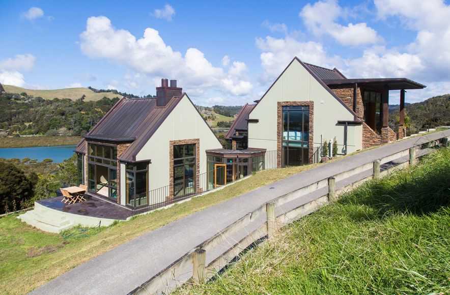 Waiwera Valley Lifestyle House