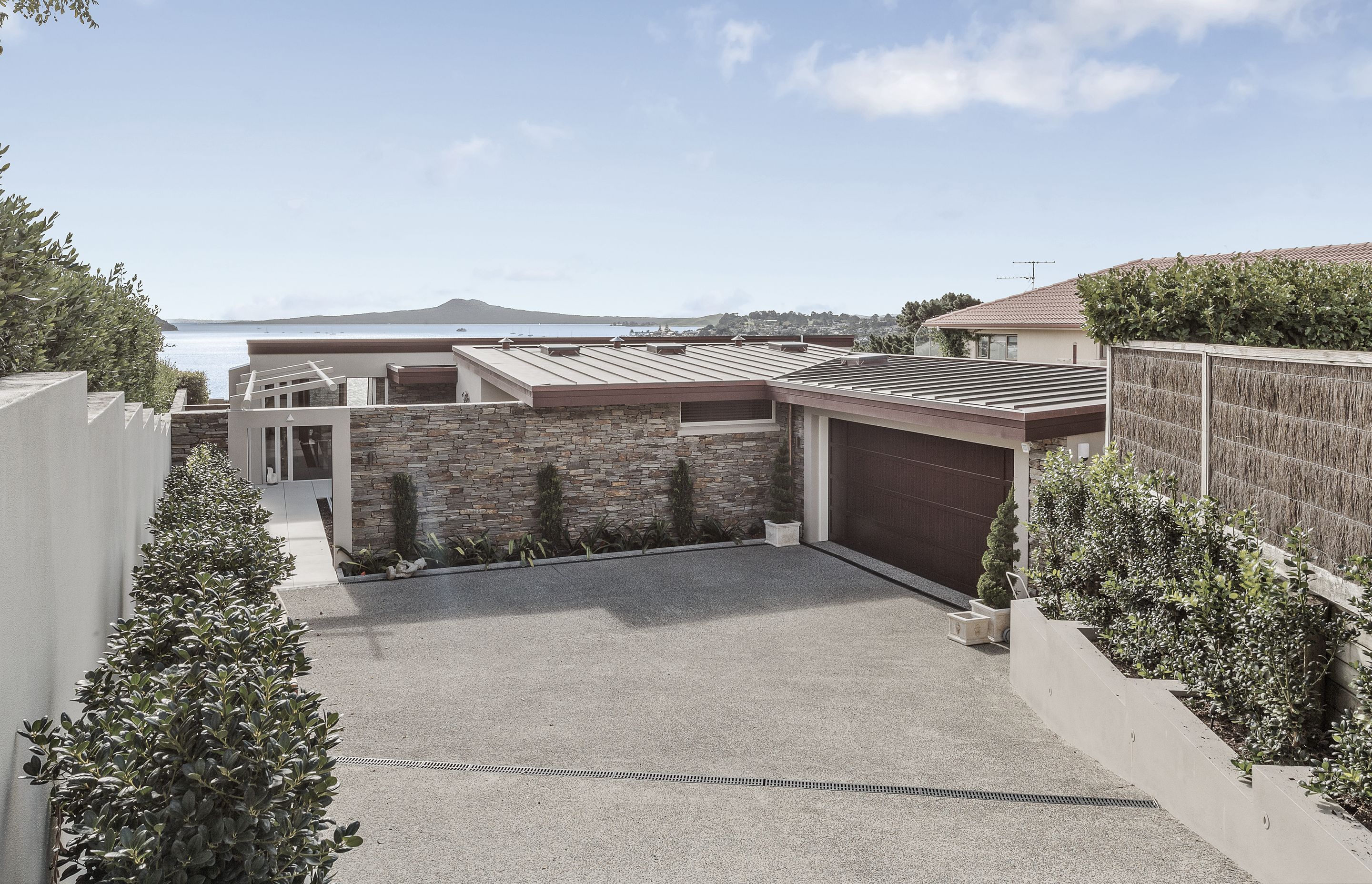 Takutai Ave, Half Moon Bay