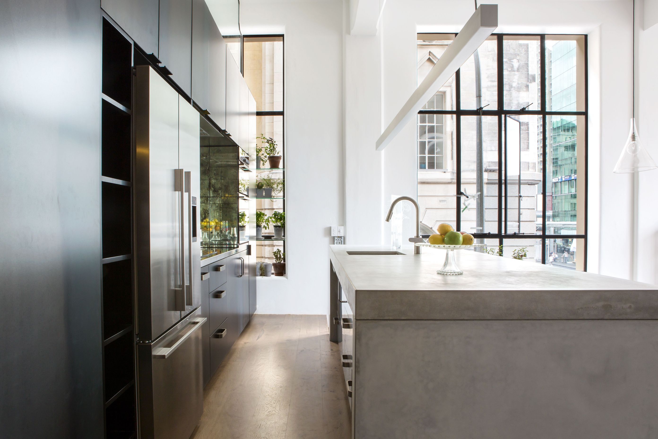 Queen St Apartment