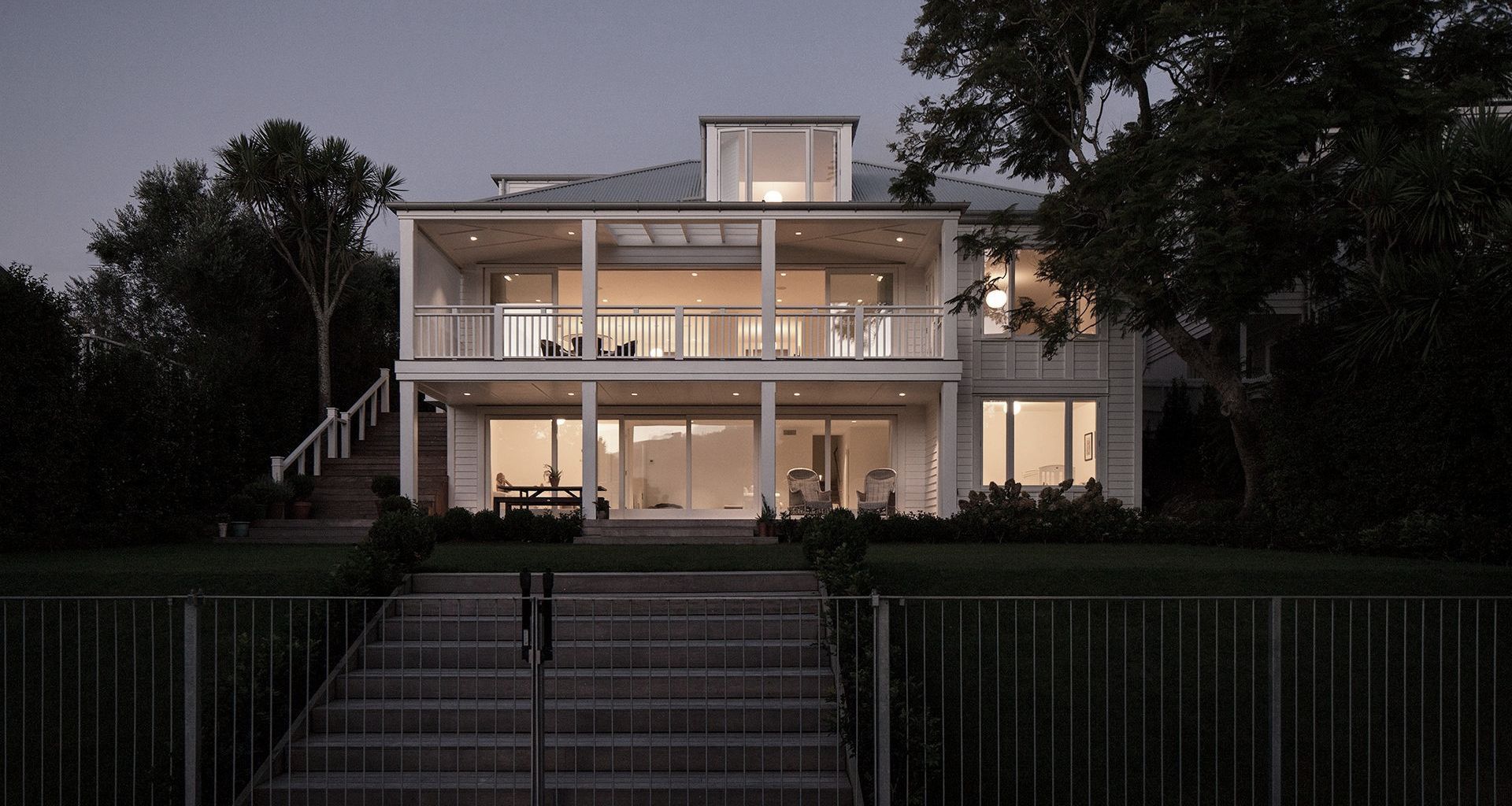 Contemporary Villa, 2014 banner