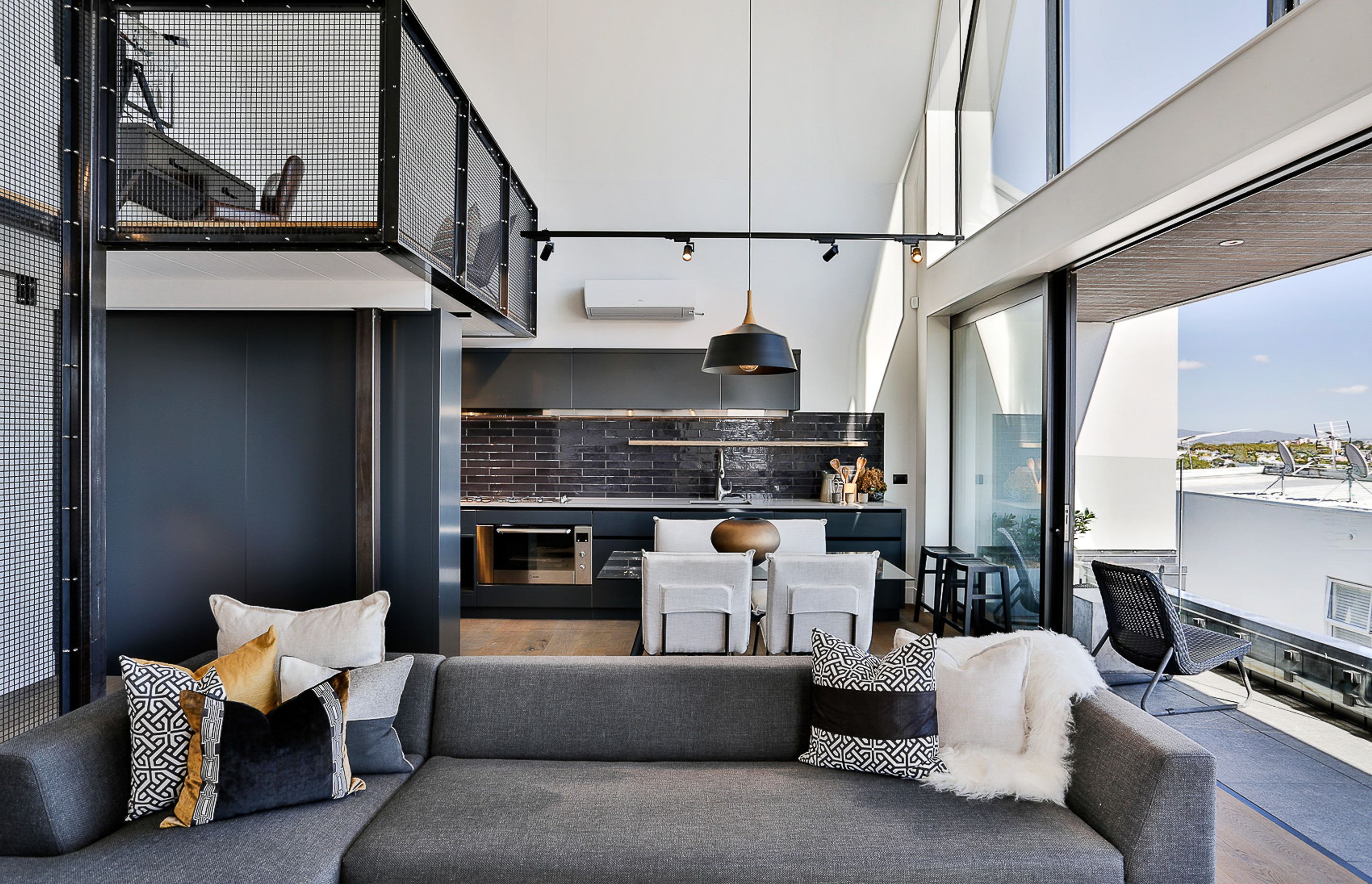 Leuschke Kahn Architects