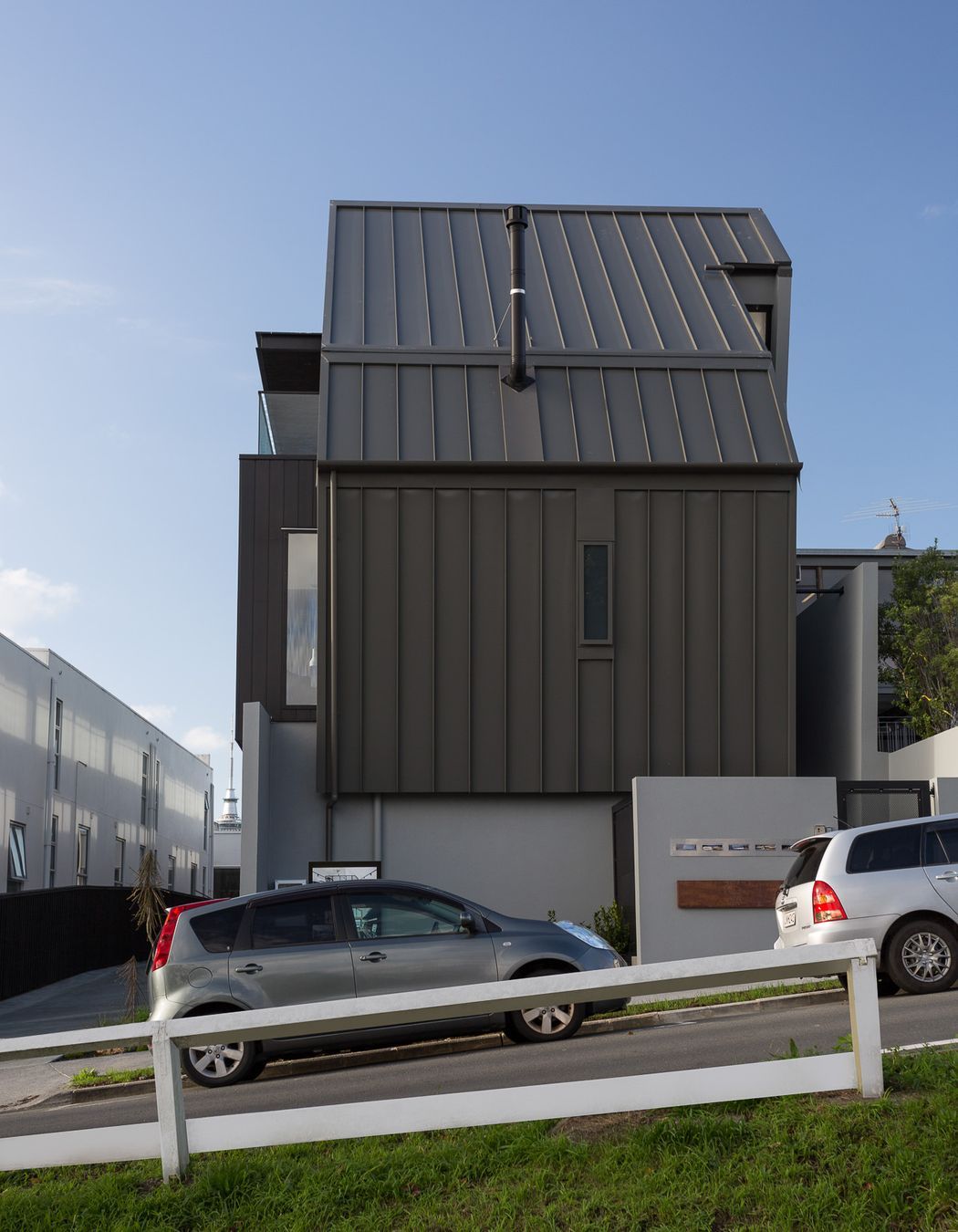 Leuschke Kahn Architects