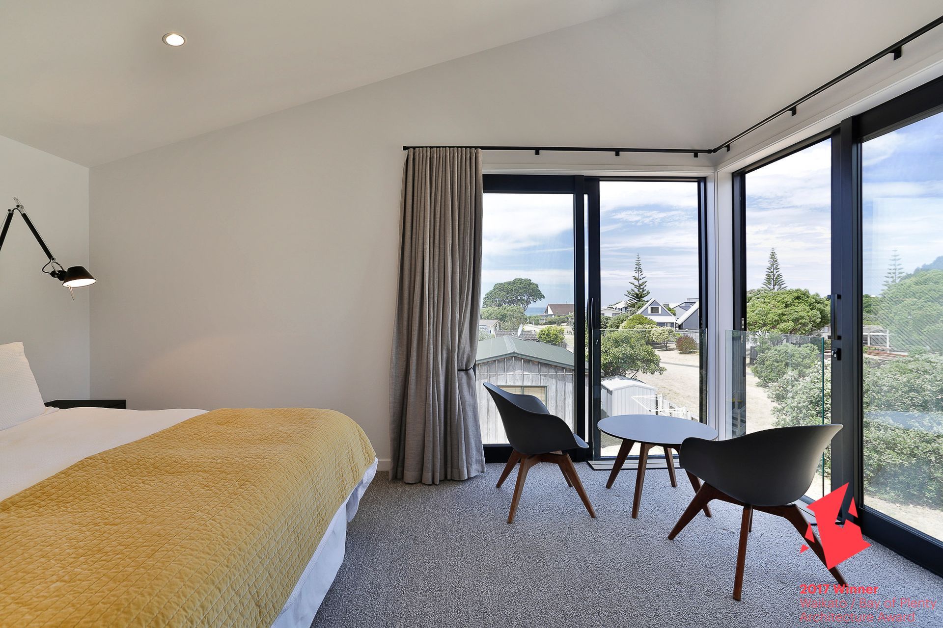 Leuschke-Kahn - Pauanui